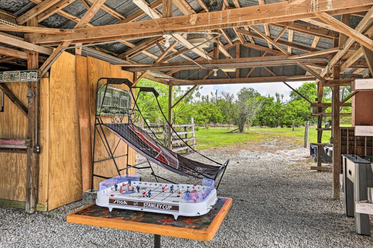 Authentic Clewiston Home With Outdoor Game Room Eksteriør billede